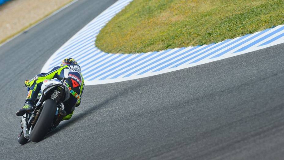 Valentino Rossi, mais uma vez, terminou em quarto | <a href="https://preprod.quatrorodas.abril.com.br/moto/noticias/motogp-lorenzo-lidera-treinos-jerez-740399.shtml" rel="migration">Leia mais</a>