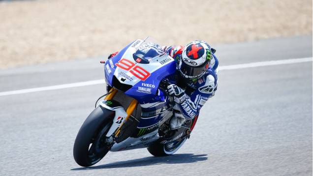 Jorge Lorenzo garantiu a pole no dia do seu aniversário de 26 anos | <a href="https://preprod.quatrorodas.abril.com.br/moto/noticias/motogp-lorenzo-garante-pole-jerez-740522.shtml" rel="migration">Leia mais</a> Jorge Lorenzo garantiu a pole no dia do seu aniversário de 26 anos | <a href="https://preprod.quatrorodas.abril.com.br/moto/noticias/motogp-lorenzo-garante-pole-jerez-740522.shtml" rel="migration">Leia mais</a>