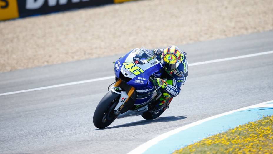 Valentino Rossi ficou apenas com o quinto tempo em Jerez | <a href="https://preprod.quatrorodas.abril.com.br/moto/noticias/motogp-lorenzo-garante-pole-jerez-740522.shtml" rel="migration">Leia mais</a>