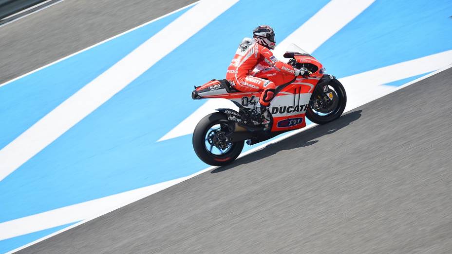 Andrea Dovizioso largará em nono lugar em Jerez | <a href="https://preprod.quatrorodas.abril.com.br/moto/noticias/motogp-lorenzo-garante-pole-jerez-740522.shtml" rel="migration">Leia mais</a>