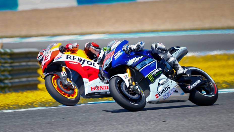 Disputa pelo segundo lugar entre Marc Márquez e Jorge Lorenzo gerou polêmica | <a href="https://preprod.quatrorodas.abril.com.br/moto/noticias/motogp-dani-pedrosa-vence-espanha-740546.shtml" rel="migration">Leia mais</a>