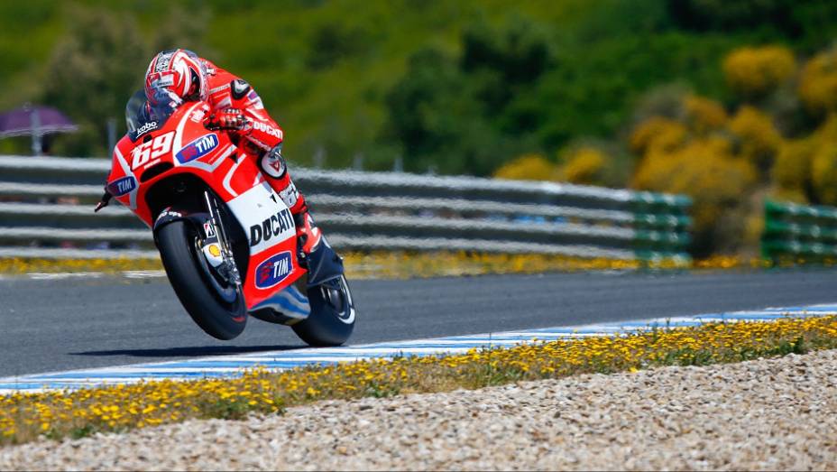 Nicky Hayden garantiu o sétimo lugar para a Ducati em Jerez | <a href="https://preprod.quatrorodas.abril.com.br/moto/noticias/motogp-dani-pedrosa-vence-espanha-740546.shtml" rel="migration">Leia mais</a>