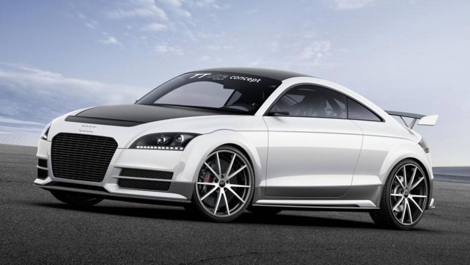 A Audi mostrou o TT ultra quattro concept, versão conceitual baseada no TT S quattro | <a href="https://preprod.quatrorodas.abril.com.br/noticias/fabricantes/audi-revela-tt-ultra-quattro-concept-739649.shtml" rel="migration">Leia mais</a>