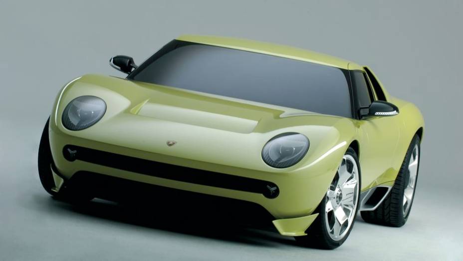 Miura Concept - O Salão de Detroit de 2006 viu o que seria uma atualização bem fiel do Miura para o século XXI, algo bem distante do estilo atual da marca | <a href="%20https://preprod.quatrorodas.abril.com.br/reportagens/classicos/festa-bolonhesa-741081.shtml" rel="migration">Leia</a>