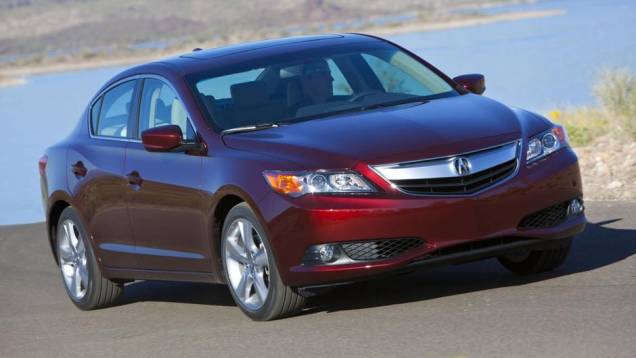 A montadora apostou na preocupação com o conforto e prazer ao dirigir | <a href="https://preprod.quatrorodas.abril.com.br/noticias/fabricantes/poucas-mudancas-acura-ilx-2014-apresentado-741280.shtml" rel="migration">Leia mais</a> A montadora apostou na preocupação com o conforto e prazer ao dirigir | <a href="https://preprod.quatrorodas.abril.com.br/noticias/fabricantes/poucas-mudancas-acura-ilx-2014-apresentado-741280.shtml" rel="migration">Leia mais</a>