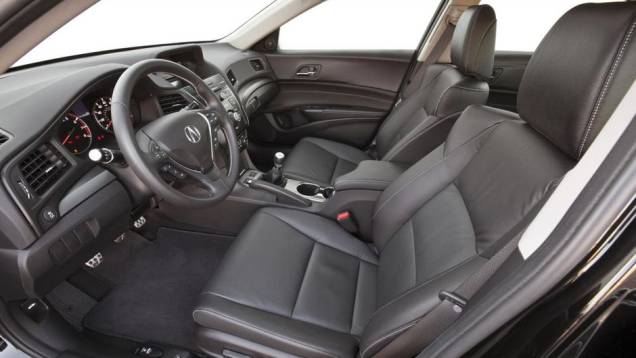 Segundo a Acura, as principais mudanças são "estofamento em couro, assentos controlados eletronicamente e rodas de 17 polegadas | <a href="%20https://preprod.quatrorodas.abril.com.br/noticias/fabricantes/poucas-mudancas-acura-ilx-2014-apresentado-741280.shtml" rel="migration">Leia</a> Segundo a Acura, as principais mudanças são "estofamento em couro, assentos controlados eletronicamente e rodas de 17 polegadas | <a href="%20https://preprod.quatrorodas.abril.com.br/noticias/fabricantes/poucas-mudancas-acura-ilx-2014-apresentado-741280.shtml" rel="migration">Leia</a>