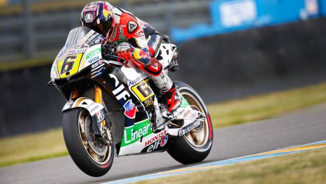 O alemão Stefan Bradl (LCR Honda MotoGP) garantiu o quinto lugar | <a href="https://preprod.quatrorodas.abril.com.br/moto/noticias/motogp-marquez-conquista-pole-le-mans-741738.shtml" rel="migration">Leia mais</a> O alemão Stefan Bradl (LCR Honda MotoGP) garantiu o quinto lugar | <a href="https://preprod.quatrorodas.abril.com.br/moto/noticias/motogp-marquez-conquista-pole-le-mans-741738.shtml" rel="migration">Leia mais</a>