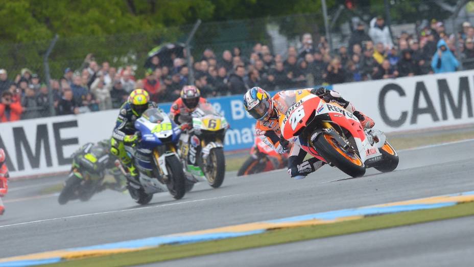 Dani Pedrosa (Repsol Honda Team) venceu em Le Mans e assumiu a lideran&ccedil;a do mundial | <a href="https://preprod.quatrorodas.abril.com.br/moto/noticias/motogp-pedrosa-vence-corrida-le-mans-741797.shtml" rel="migration">Leia mais</a>