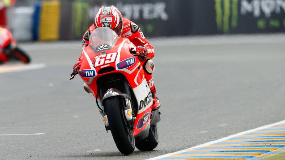 Nicky Hayden (Ducati Team) foi o quinto | <a href="https://preprod.quatrorodas.abril.com.br/moto/noticias/motogp-pedrosa-vence-corrida-le-mans-741797.shtml" rel="migration">Leia mais</a>