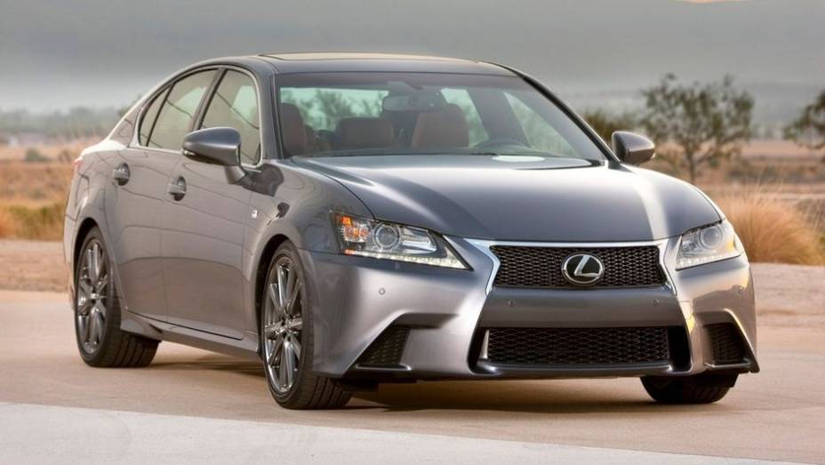 10ª - Lexus - US$ 3,5 bi (valor estimado da marca) | <a href="https://preprod.quatrorodas.abril.com.br/noticias/mercado/estudo-indica-toyota-como-marca-automotiva-mais-valiosa-741960.shtml" rel="migration">Leia mais</a>