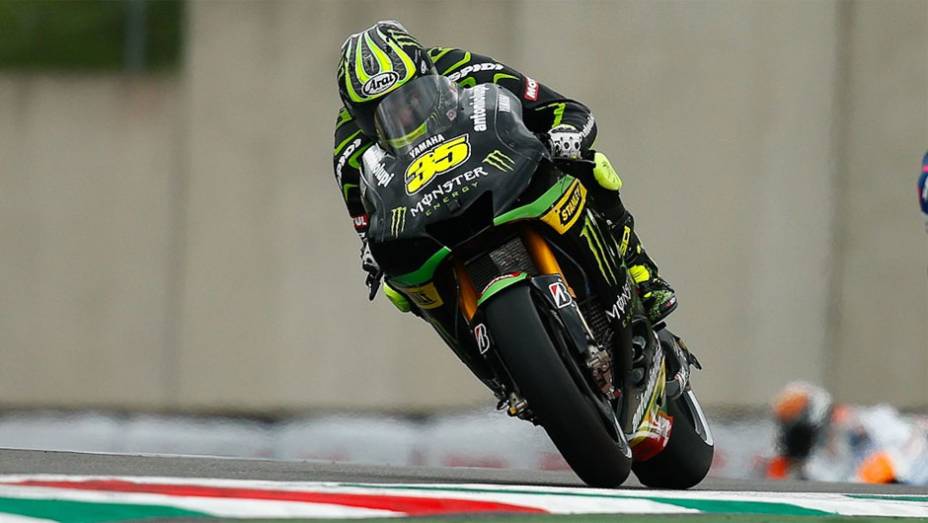 Cal Crutchlow, também com uma Yamaha, ficou em terceiro | <a href="https://preprod.quatrorodas.abril.com.br/moto/noticias/motogp-yamaha-domina-treino-mugello-742926.shtml" rel="migration">Leia mais</a>