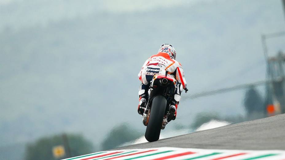 Líder do mundial, Dani Pedrosa foi apenas o quinto | <a href="https://preprod.quatrorodas.abril.com.br/moto/noticias/motogp-yamaha-domina-treino-mugello-742926.shtml" rel="migration">Leia mais</a> Líder do mundial, Dani Pedrosa foi apenas o quinto | <a href="https://preprod.quatrorodas.abril.com.br/moto/noticias/motogp-yamaha-domina-treino-mugello-742926.shtml" rel="migration">Leia mais</a>