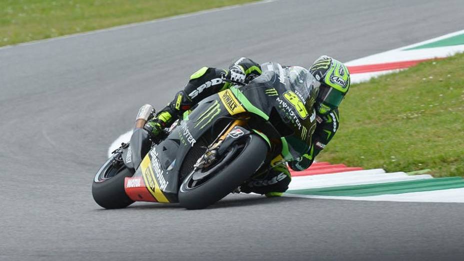 Cal Crutchlow ficou com o quarto tempo | <a href="https://preprod.quatrorodas.abril.com.br/moto/noticias/motogp-pedrosa-garante-pole-mugello-742928.shtml" rel="migration">Leia mais</a>