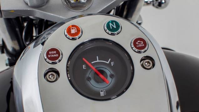 Detalhe do mostrador de combustível no tanque | <a href="https://preprod.quatrorodas.abril.com.br/moto/noticias/dafra-lanca-custom-horizon-250-brasil-743081.shtml" rel="migration">Leia mais</a> Detalhe do mostrador de combustível no tanque | <a href="https://preprod.quatrorodas.abril.com.br/moto/noticias/dafra-lanca-custom-horizon-250-brasil-743081.shtml" rel="migration">Leia mais</a>