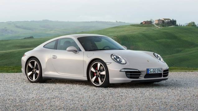 Ele celebra o meio século de existência dos modelos 911 da marca alemã | <a href="https://preprod.quatrorodas.abril.com.br/saloes/frankfurt/2013/porsche-911-50th-anniversary-edition-753233.shtml" rel="migration">Leia mais</a> Ele celebra o meio século de existência dos modelos 911 da marca alemã | <a href="https://preprod.quatrorodas.abril.com.br/saloes/frankfurt/2013/porsche-911-50th-anniversary-edition-753233.shtml" rel="migration">Leia mais</a>