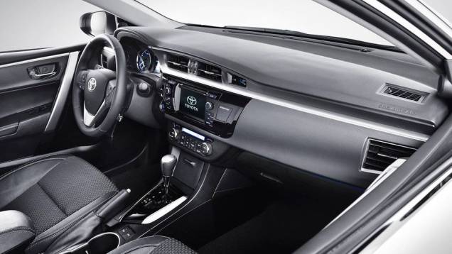 No Brasil, o Corolla será produzido na planta de Indaiatuba (SP) | <a href="https://preprod.quatrorodas.abril.com.br/noticias/fabricantes/toyota-revela-novo-corolla-europeu-743504.shtml" rel="migration">Leia mais</a> | <a href="https://preprod.quatrorodas.abril.com.br/galerias/toyota/nov" rel="migration"></a> No Brasil, o Corolla será produzido na planta de Indaiatuba (SP) | <a href="https://preprod.quatrorodas.abril.com.br/noticias/fabricantes/toyota-revela-novo-corolla-europeu-743504.shtml" rel="migration">Leia mais</a> | <a href="https://preprod.quatrorodas.abril.com.br/galerias/toyota/nov" rel="migration"></a>