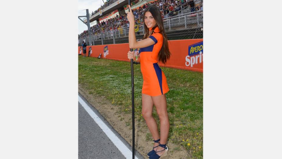 Veja as belas garotas da MotoGP da Catalunha e saiba como foi a corrida! | <a href="https://preprod.quatrorodas.abril.com.br/moto/galerias/competicoes/motogp-catalunha-corrida-744273.shtml" rel="migration">Leia mais</a>