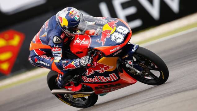 Quem triunfou foi o espanhol Luís Salom | <a href="https://preprod.quatrorodas.abril.com.br/moto/noticias/motogp-rossi-reencontra-vitoria-assen-745441.shtml" rel="migration">Leia mais</a> Quem triunfou foi o espanhol Luís Salom | <a href="https://preprod.quatrorodas.abril.com.br/moto/noticias/motogp-rossi-reencontra-vitoria-assen-745441.shtml" rel="migration">Leia mais</a>