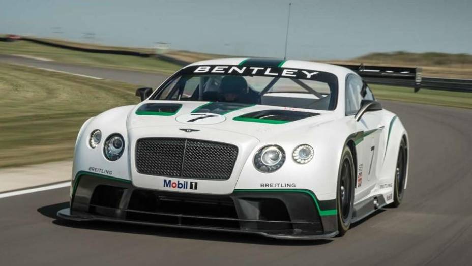 A Bentley revelou o Continental GT3, em evento realizado durante o Festival de Goodwood | <a href="https://preprod.quatrorodas.abril.com.br/noticias/fabricantes/bentley-apresenta-continental-gt3-goodwood-746678.shtml" rel="migration">Leia mais</a>