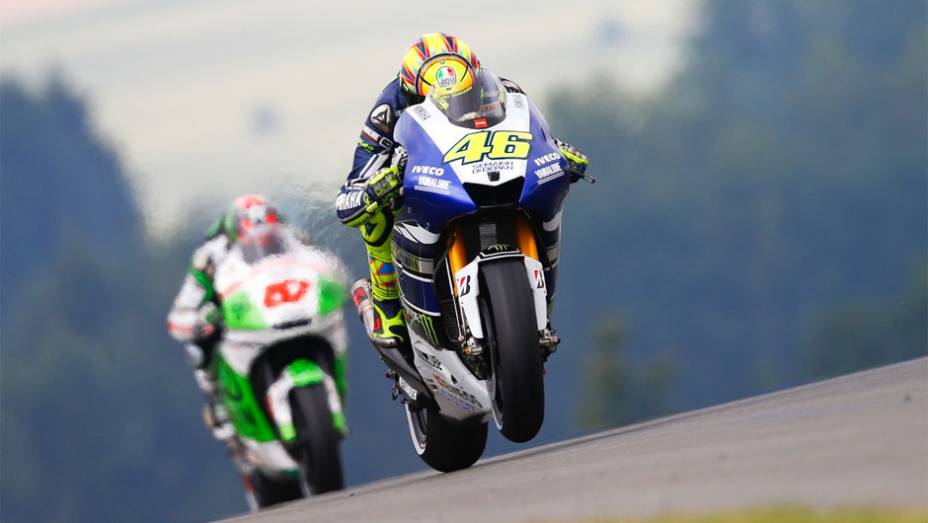 Valentino Rossi (Yamaha Factory Racing) foi o terceiro mais rápido | <a href="https://preprod.quatrorodas.abril.com.br/moto/noticias/motogp-marquez-conquista-pole-alemanha-746854.shtml" rel="migration">Leia mais</a>