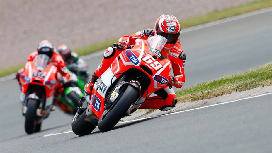 Nicky Hayden (Ducati) ficou com o sexto tempo | <a href="https://preprod.quatrorodas.abril.com.br/moto/noticias/motogp-marquez-conquista-pole-alemanha-746854.shtml" rel="migration">Leia mais</a>