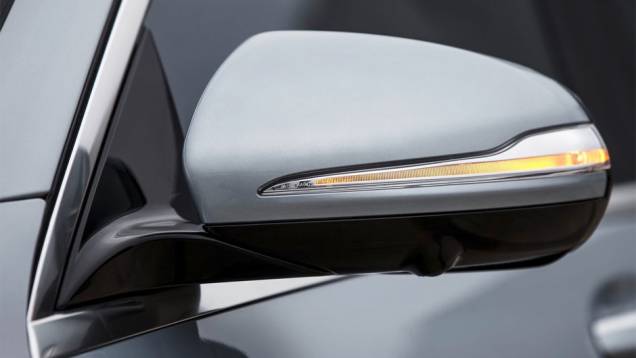 A velocidade máxima é limitada eletronicamente: 250 km/h | <a href="https://preprod.quatrorodas.abril.com.br/saloes/frankfurt/2013/mercedes-benz-s63-amg-751703.shtml" rel="migration">Leia mais</a> A velocidade máxima é limitada eletronicamente: 250 km/h | <a href="https://preprod.quatrorodas.abril.com.br/saloes/frankfurt/2013/mercedes-benz-s63-amg-751703.shtml" rel="migration">Leia mais</a>
