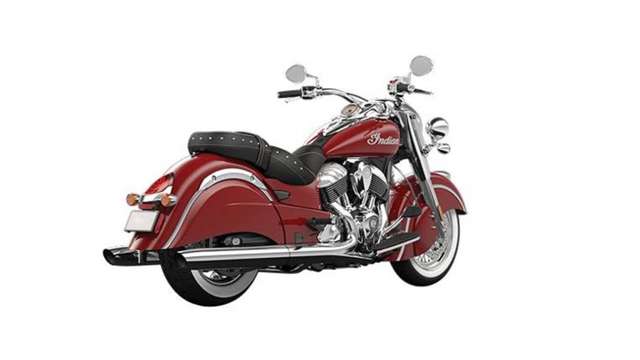 Um bloco V-Twin com cilindros inclinados a 49 graus de 1811 cc e 15,3 mkgf de torque | <a href="%20https://preprod.quatrorodas.abril.com.br/moto/noticias/indian-chief-classic-2014-749944.shtml" rel="migration">Leia mais</a>