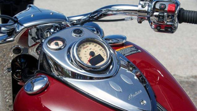 Moto conta com controle de cruzeiro e Ride by Wire (acelerador eletrônico) | <a href="https://preprod.quatrorodas.abril.com.br/moto/noticias/indian-chief-classic-2014-749944.shtml" rel="migration">Leia mais</a> Moto conta com controle de cruzeiro e Ride by Wire (acelerador eletrônico) | <a href="https://preprod.quatrorodas.abril.com.br/moto/noticias/indian-chief-classic-2014-749944.shtml" rel="migration">Leia mais</a>