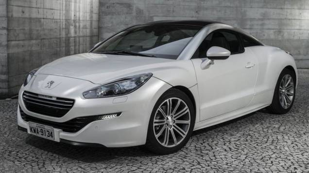 A Peugeot confirmou a chegada do novo RCZ ao mercado brasileiro | <a href="https://preprod.quatrorodas.abril.com.br/noticias/fabricantes/peugeot-traz-novo-rcz-ao-brasil-749989.shtml" rel="migration">Leia mais</a> A Peugeot confirmou a chegada do novo RCZ ao mercado brasileiro | <a href="https://preprod.quatrorodas.abril.com.br/noticias/fabricantes/peugeot-traz-novo-rcz-ao-brasil-749989.shtml" rel="migration">Leia mais</a>