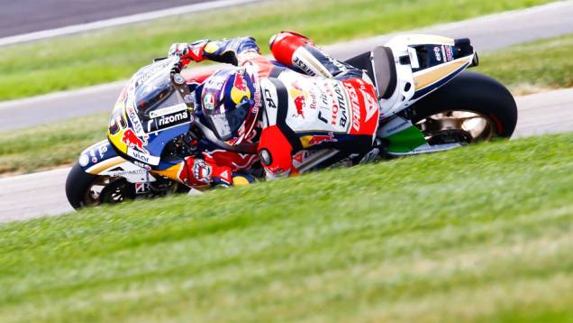 Stefan Bradl foi o oitavo nos EUA | <a href="https://preprod.quatrorodas.abril.com.br/moto/noticias/motogp-marquez-pole-indianapolis-750328.shtml" rel="migration">Leia mais</a> Stefan Bradl foi o oitavo nos EUA | <a href="https://preprod.quatrorodas.abril.com.br/moto/noticias/motogp-marquez-pole-indianapolis-750328.shtml" rel="migration">Leia mais</a>
