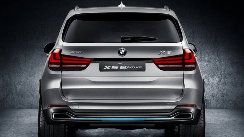 Ele trabalha em conjunto com um motor el&eacute;trico de 95 cavalos de pot&ecirc;ncia | <a href="https://preprod.quatrorodas.abril.com.br//saloes/frankfurt/2013/bmw-concept-x5-edrive-752125.shtml" rel="migration">Leia mais</a>