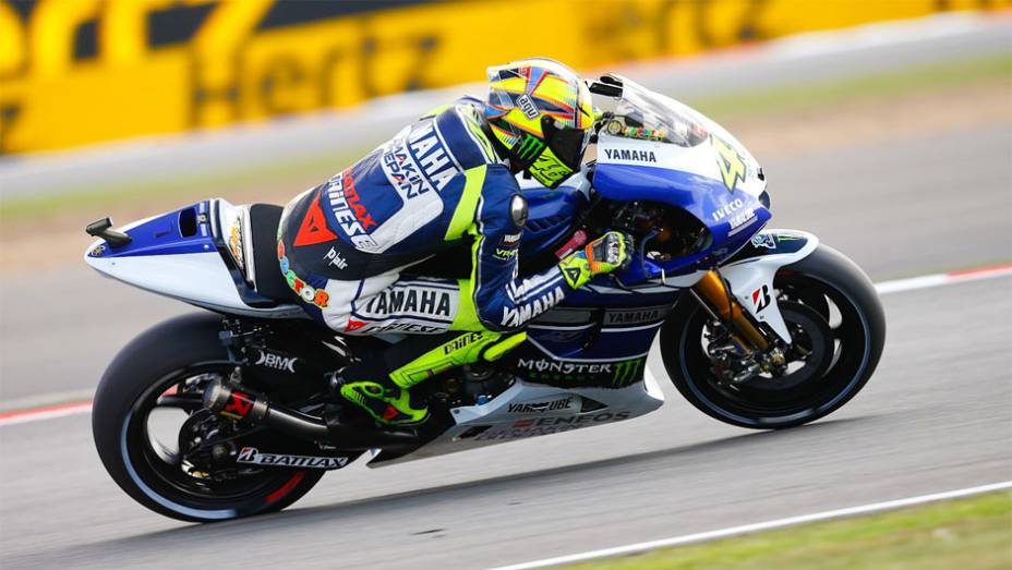 Valentino Rossi ficou com o quarto lugar no GP da Inglaterra | <a href="https://preprod.quatrorodas.abril.com.br/moto/noticias/motogp-lorenzo-bate-marquez-silverstone-752002.shtml" rel="migration">Leia mais</a>