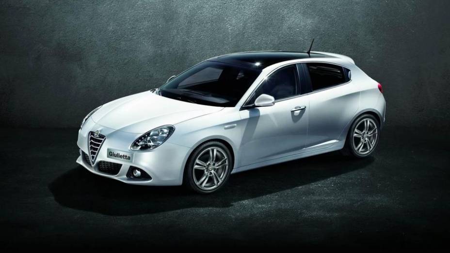 A Alfa Romeo tamb&eacute;m d&aacute; as caras no Sal&atilde;o de Frankfurt, trazendo o facelift do hatch Giulietta | <a href="https://preprod.quatrorodas.abril.com.br/saloes/frankfurt/2013/alfa-romeo-giulietta-752090.shtml" rel="migration">Leia mais</a>