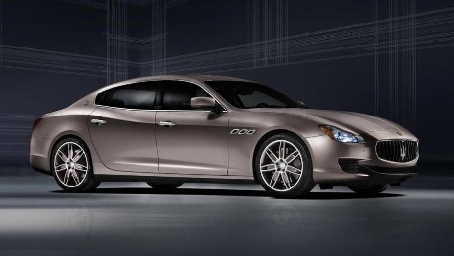 A Maserati mostra neste Salão de Frankfurt o Quattroporte Ermenegildo Zegna concept | <a href="https://preprod.quatrorodas.abril.com.br/saloes/frankfurt/2013/maserati-quattroporte-ermenegildo-zegna-concept-752311.shtml" rel="migration">Leia mais</a>