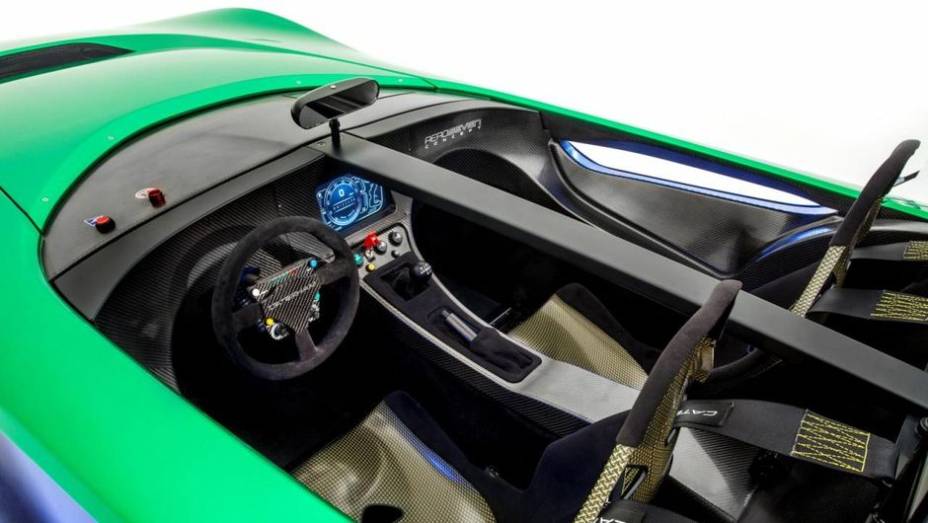 Com ele, o AeroSeven concept pode acelerar de 0 a 100 km/h em menos de quatro segundos | <a href="https://preprod.quatrorodas.abril.com.br/noticias/fabricantes/caterham-apresenta-aeroseven-concept-754703.shtml" rel="migration">Leia mais</a>