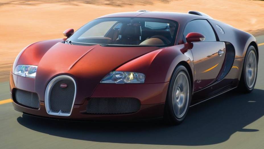 1º - Bugatti Veyron - US$ 6,27 milhões por unidade | <a href="https://preprod.quatrorodas.abril.com.br/noticias/mercado/estudo-vw-tem-prejuizo-us-6-27-milhoes-cada-bugatti-veyron-755638.shtml" rel="migration">Leia mais</a>