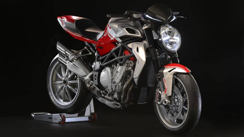 Brutale 1090 RR ABS | <a href="https://preprod.quatrorodas.abril.com.br/moto/noticias/mv-agusta-confirma-cinco-lancamentos-brasil-756002.shtml" rel="migration">Leia mais</a>