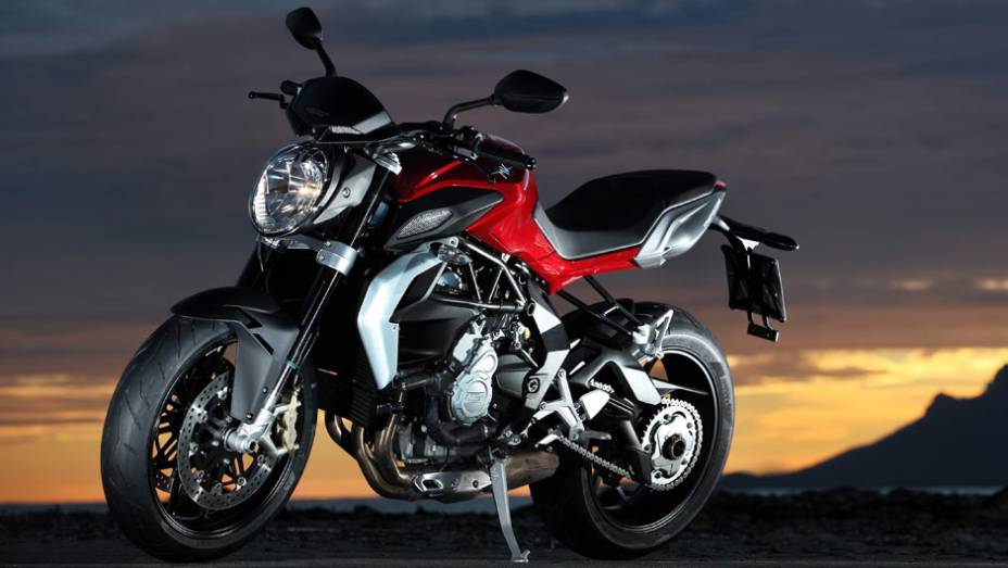 MV Agusta Brutale 800 2014 chega por R$ 47 000 | <a href="https://preprod.quatrorodas.abril.com.br/moto/noticias/mv-agusta-brutale-800-2014-chega-r-47-000-784936.shtml" rel="migration">Leia mais</a>