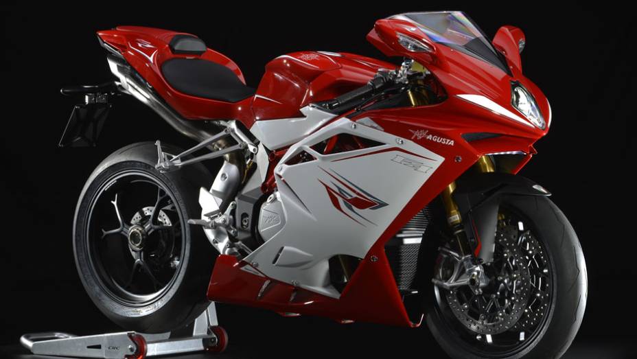 Velocidade máxima divulgada de 297,5 km/h | <a href="https://preprod.quatrorodas.abril.com.br/moto/noticias/mv-agusta-confirma-cinco-lancamentos-brasil-756002.shtml" rel="migration">Leia mais</a>