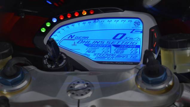 EAS - Eletronic Assisted Shifter | <a href="https://preprod.quatrorodas.abril.com.br/moto/noticias/mv-agusta-confirma-cinco-lancamentos-brasil-756002.shtml" rel="migration">Leia mais</a> EAS - Eletronic Assisted Shifter | <a href="https://preprod.quatrorodas.abril.com.br/moto/noticias/mv-agusta-confirma-cinco-lancamentos-brasil-756002.shtml" rel="migration">Leia mais</a>