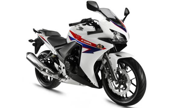 CBR 500R, uma superesportiva de entrada | <a href="https://preprod.quatrorodas.abril.com.br/moto/noticias/honda-investe-modelos-500cc-756399.shtml" rel="migration">Leia mais</a> CBR 500R, uma superesportiva de entrada | <a href="https://preprod.quatrorodas.abril.com.br/moto/noticias/honda-investe-modelos-500cc-756399.shtml" rel="migration">Leia mais</a>