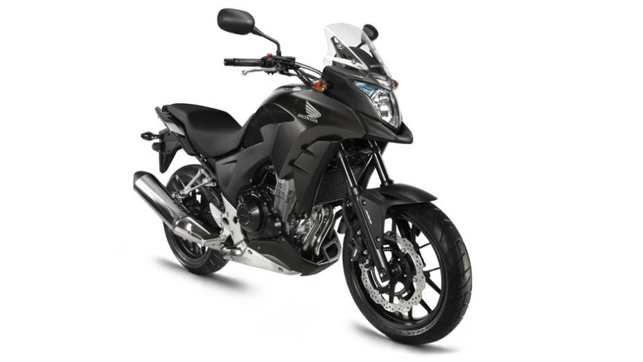 CB 500X é a proposta aventureira de média cilindrada da Honda | <a href="https://preprod.quatrorodas.abril.com.br/moto/noticias/honda-investe-modelos-500cc-756399.shtml" rel="migration">Leia mais</a>