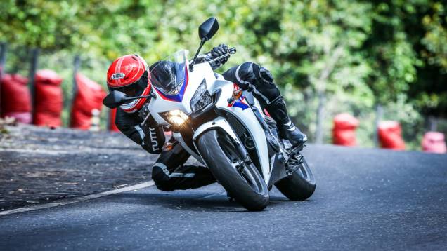 Modelo chega ao mercado em dezembro deste ano | <a href="https://preprod.quatrorodas.abril.com.br/moto/noticias/honda-investe-modelos-500cc-756399.shtml" rel="migration">Leia mais</a> Modelo chega ao mercado em dezembro deste ano | <a href="https://preprod.quatrorodas.abril.com.br/moto/noticias/honda-investe-modelos-500cc-756399.shtml" rel="migration">Leia mais</a>