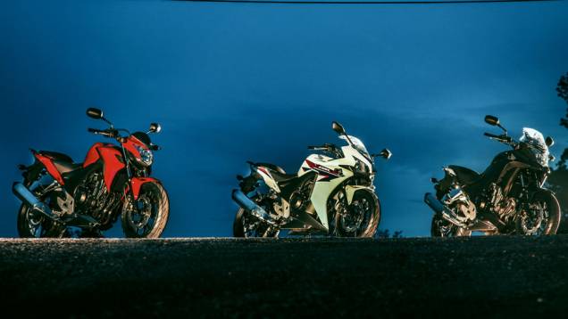 Os três novos modelos chegam ao mercado compartilhando uma base em comum | <a href="https://preprod.quatrorodas.abril.com.br/moto/noticias/honda-investe-modelos-500cc-756399.shtml" rel="migration">Leia mais</a> Os três novos modelos chegam ao mercado compartilhando uma base em comum | <a href="https://preprod.quatrorodas.abril.com.br/moto/noticias/honda-investe-modelos-500cc-756399.shtml" rel="migration">Leia mais</a>