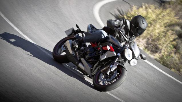 Com um preço público sugerido de R$ 34.900,00, modelo já está sendo vendido no Brasil | <a href="https://preprod.quatrorodas.abril.com.br/moto/noticias/triumph-revela-lancamentos-salao-duas-rodas-756393.shtml" rel="migration">Leia mais</a> Com um preço público sugerido de R$ 34.900,00, modelo já está sendo vendido no Brasil | <a href="https://preprod.quatrorodas.abril.com.br/moto/noticias/triumph-revela-lancamentos-salao-duas-rodas-756393.shtml" rel="migration">Leia mais</a>