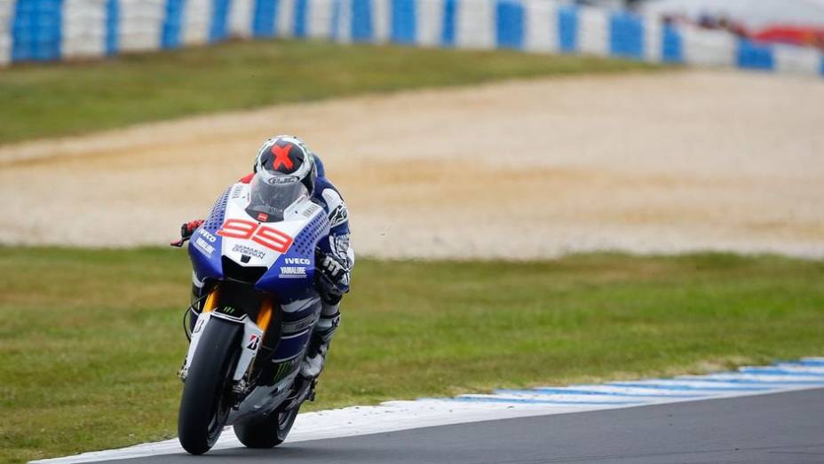 Jorge Lorenzo dominou a prova australiana da MotoGP | <a href="https://preprod.quatrorodas.abril.com.br/moto/noticias/motogp-lorenzo-vence-embola-campeonato-757595.shtml" rel="migration">Leia mais</a>