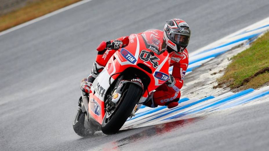 ...e Andrea Dovizioso | <a href="https://preprod.quatrorodas.abril.com.br/moto/noticias/motogp-lorenzo-voa-pole-japao-758277.shtml" rel="migration">Leia mais</a>