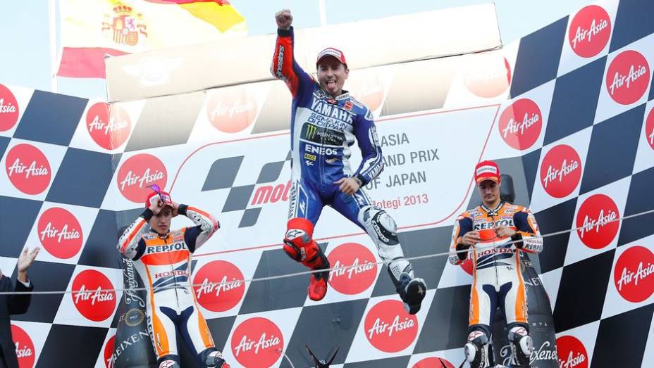 Márquez agora tem 318 pontos, contra 305 de Lorenzo | <a href="https://preprod.quatrorodas.abril.com.br/moto/noticias/motogp-definicao-titulo-fica-ultima-prova-758422.shtml" rel="migration">Leia mais</a>