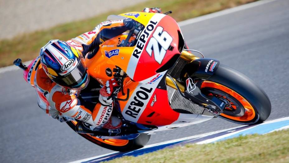 Terceiro colocado prova japonesa, Dani Pedrosa chegou aos 280 pontos na classificação geral e saiu da disputa pelo título | <a href="https://preprod.quatrorodas.abril.com.br/moto/noticias/motogp-definicao-titulo-fica-ultima-prova-758422.shtml" rel="migration">Leia mais</a>