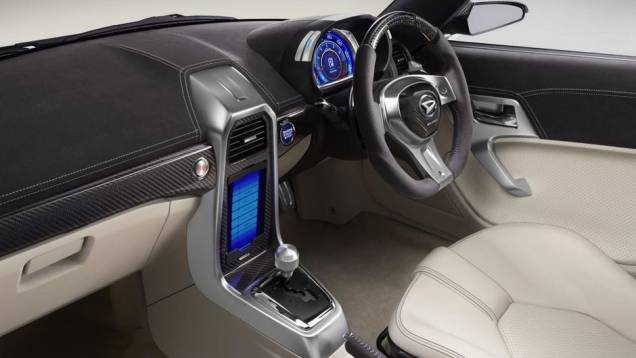 A transmissão será CVT, com borboletas para troca de marchas no volante | <a href="https://preprod.quatrorodas.abril.com.br/noticias/saloes/toquio-2013/daihatsu-revela-kopen-concept-758793.shtml" rel="migration">Leia mais</a> A transmissão será CVT, com borboletas para troca de marchas no volante | <a href="https://preprod.quatrorodas.abril.com.br/noticias/saloes/toquio-2013/daihatsu-revela-kopen-concept-758793.shtml" rel="migration">Leia mais</a>